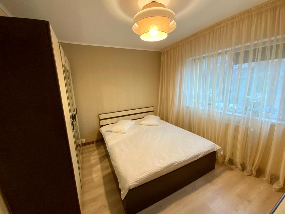 Apartament Bella Тыргу-Окна Экстерьер фото
